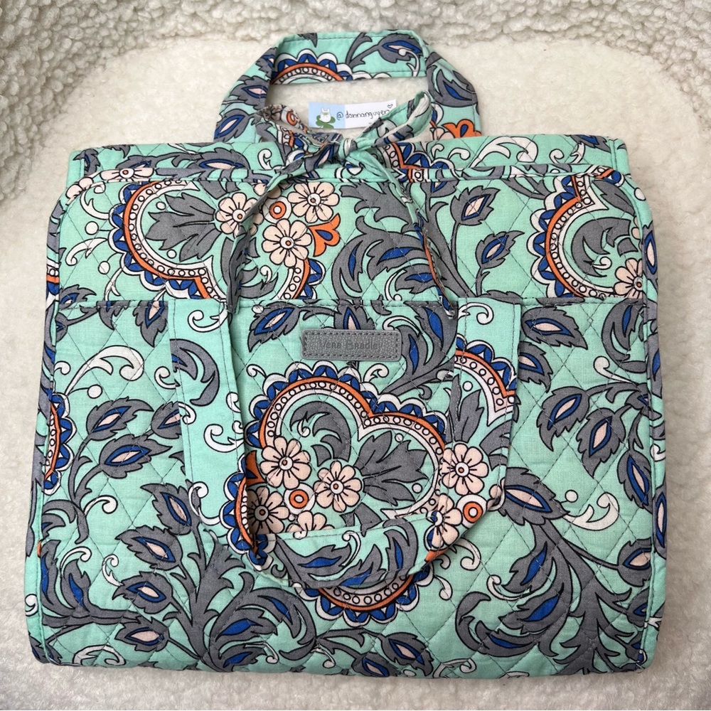 Vera Bradley | Hanging Travel Organizer